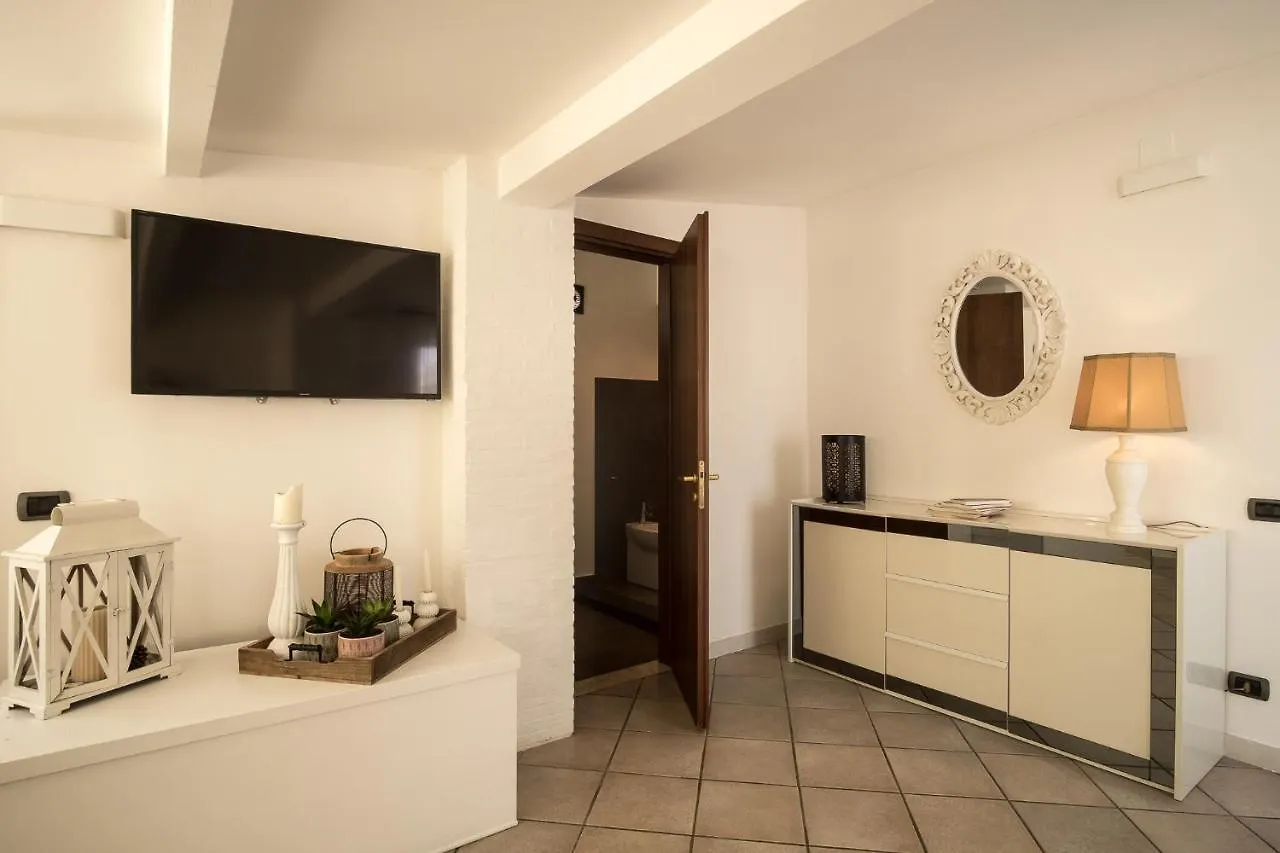 Domus Claudia - Casa Vacanze Syracuse 0*,  Italy